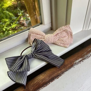 Anthropologie Grey and Pink Hair Bow Bundle